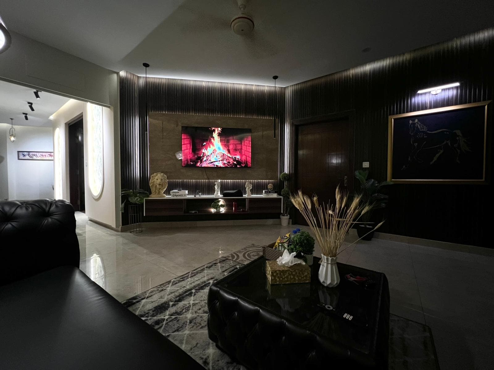 Suite 007 — 3