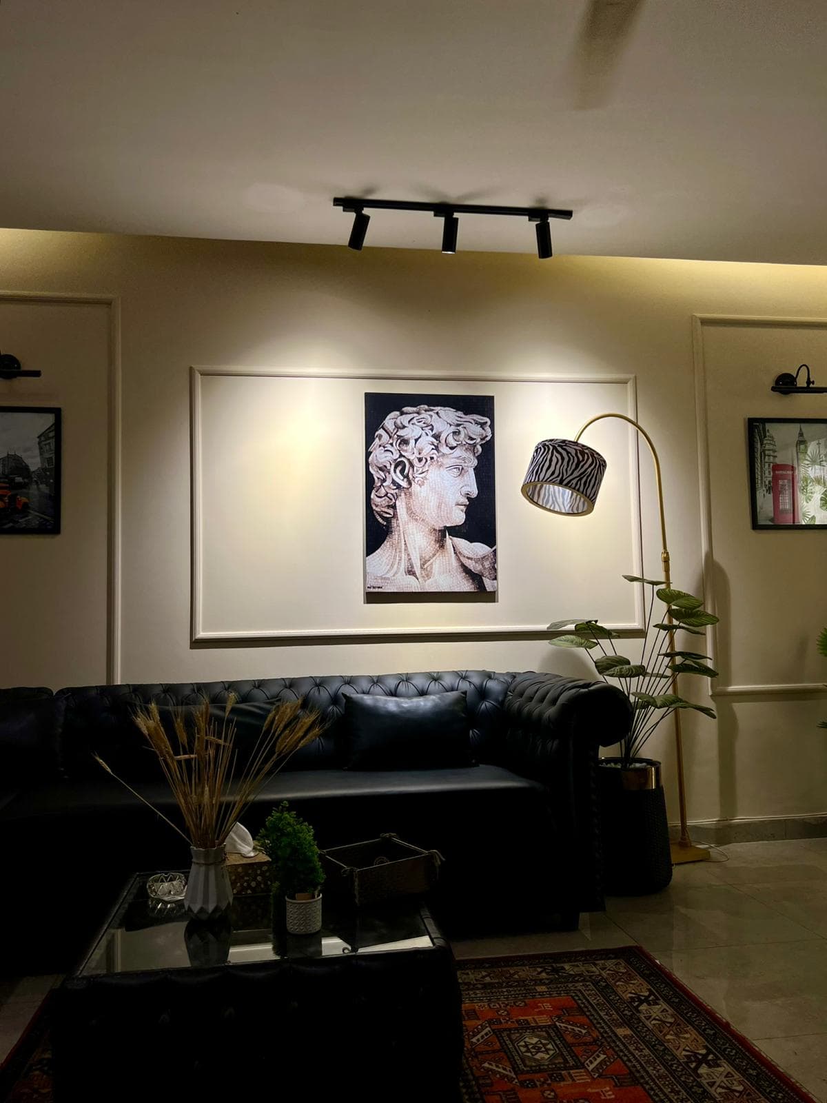 Suite 007 — 5