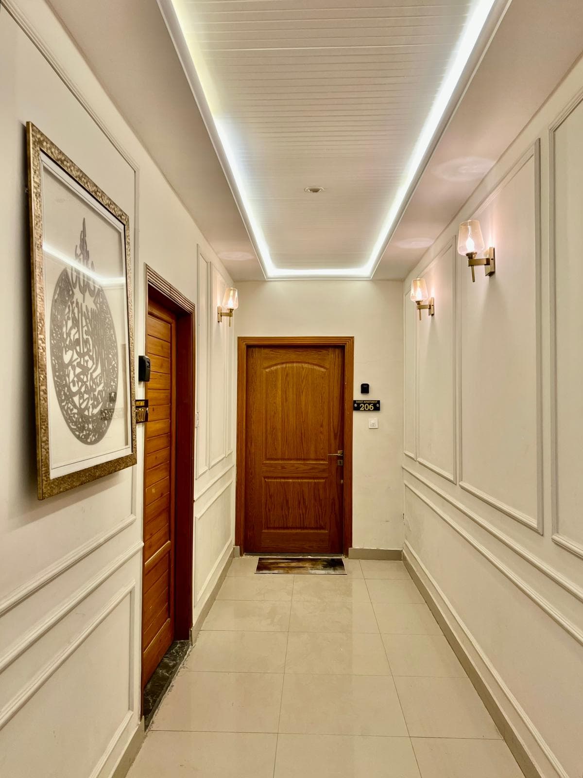 Chic Chamber — 5